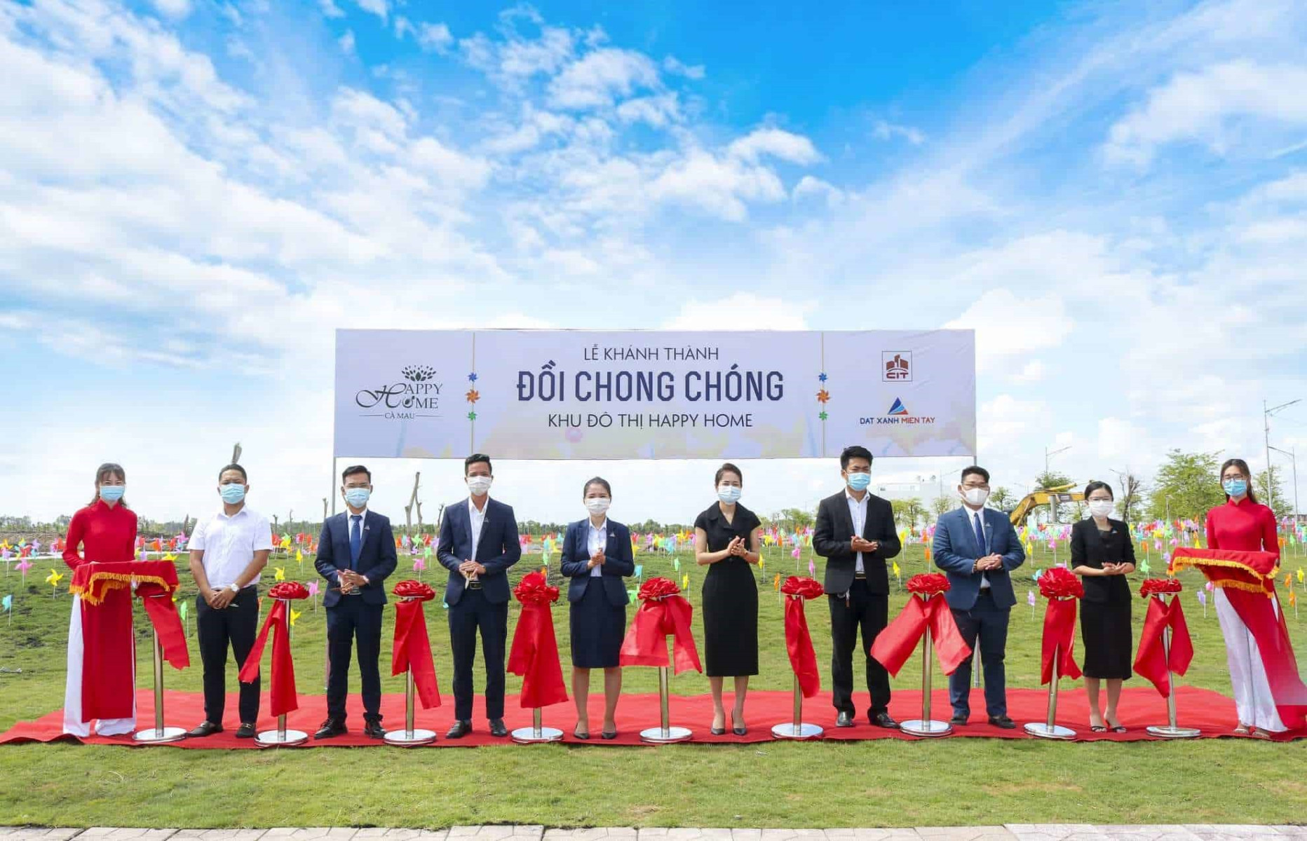 NGỌN ĐÒI CHONG CHÓNG HAPPY HOME